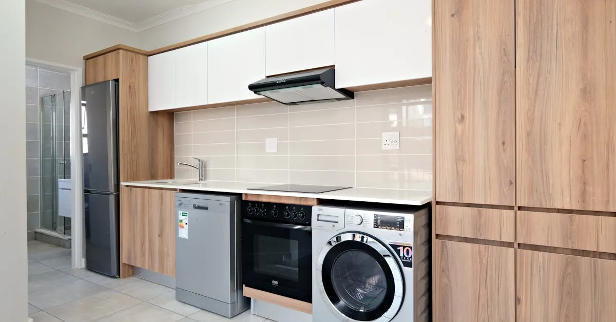 découvrez l'intégration parfaite de votre lave-vaisselle dans votre cuisine. optimisez l'espace et alliez esthétique et fonctionnalité grâce à nos solutions modernes et efficaces.